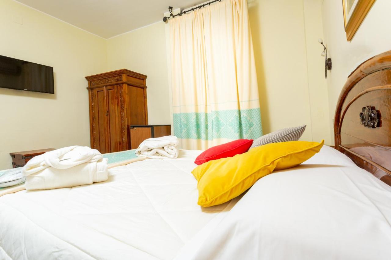 Hotel Marini Сассари Экстерьер фото