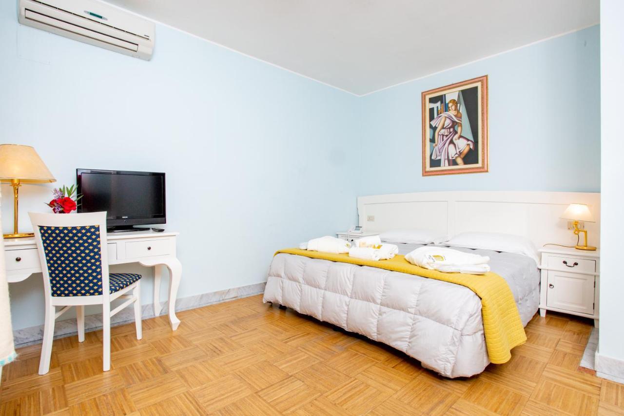 Hotel Marini Сассари Экстерьер фото